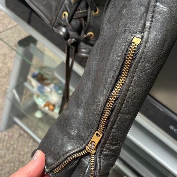 California Creations Women's Black Leather Jacket - Picture 8 of 15